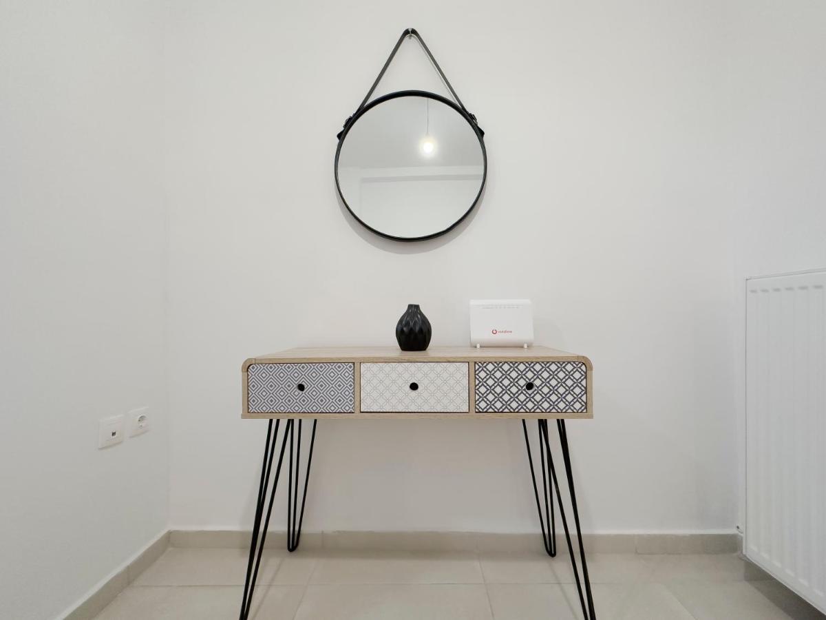 Aventura Comfortable 90Sqm Apt In Kato Patisia Apartman Athén Kültér fotó